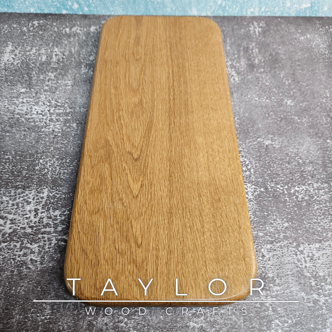 Handmade solid oak chopping board crafted from quality oak and made in Northern Ireland by Taylor Wood Crafts.