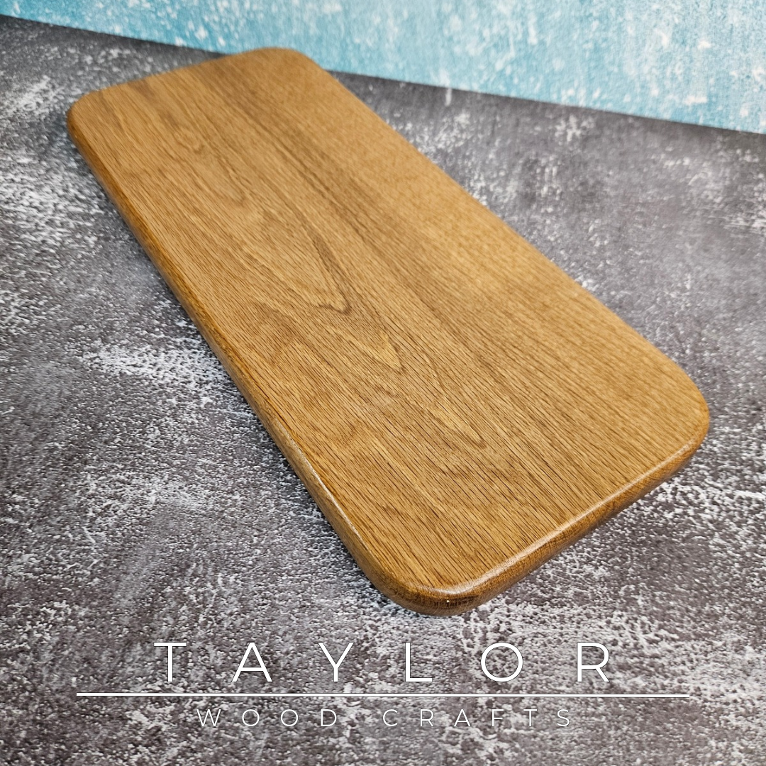 Handmade solid oak chopping board crafted from quality oak and made in Northern Ireland by Taylor Wood Crafts.
