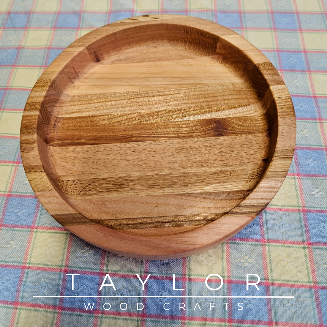 Discover our handcrafted wooden bowl, made from solid wood, showcasing natural grain patterns and rustic charm. Perfect for serving, display, or as a thoughtful gift.