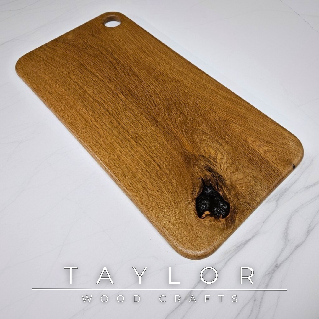 Chopping Board Taylor Wood Crafts – solid oak board with black epoxy knot inlay, smooth rounded edges, food‑safe oil finish