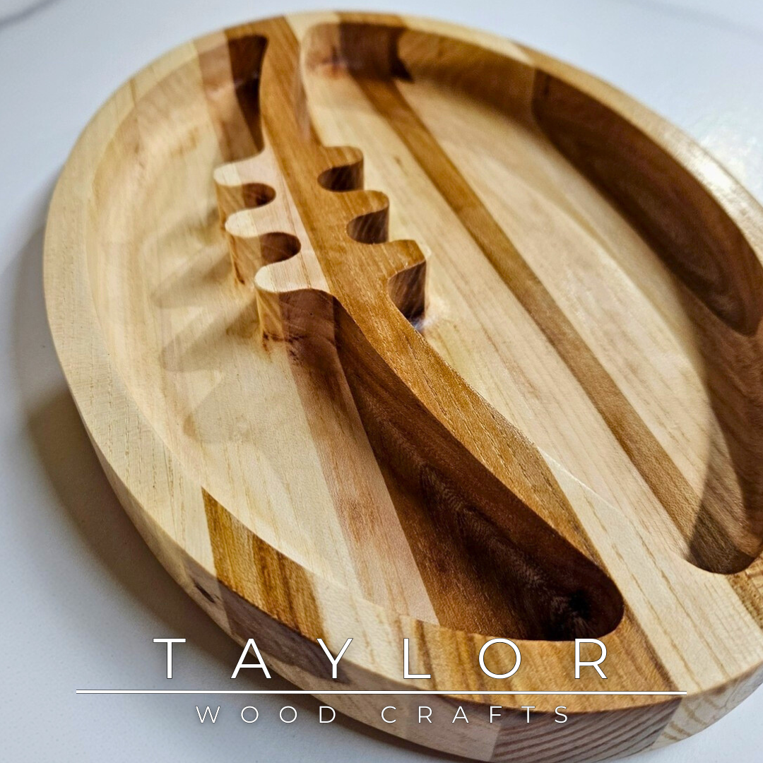 Discover our handcrafted wooden serving dish shaped like a rugby ball, blending natural wood beauty with a playful design. Perfect for serving snacks, displaying decor, or as a thoughtful gift for rugby enthusiasts.