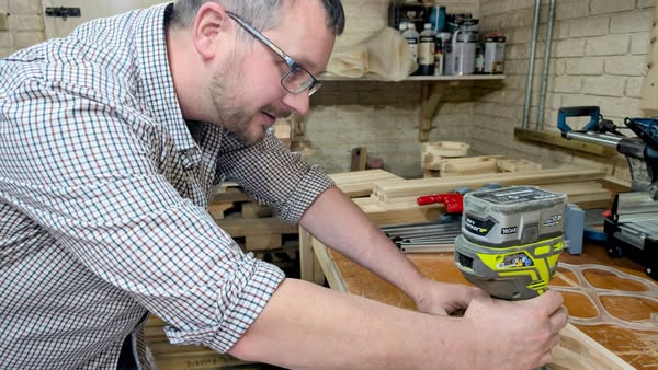 Taylor Wood Crafts Bob Taylor ABC Council Wood Working