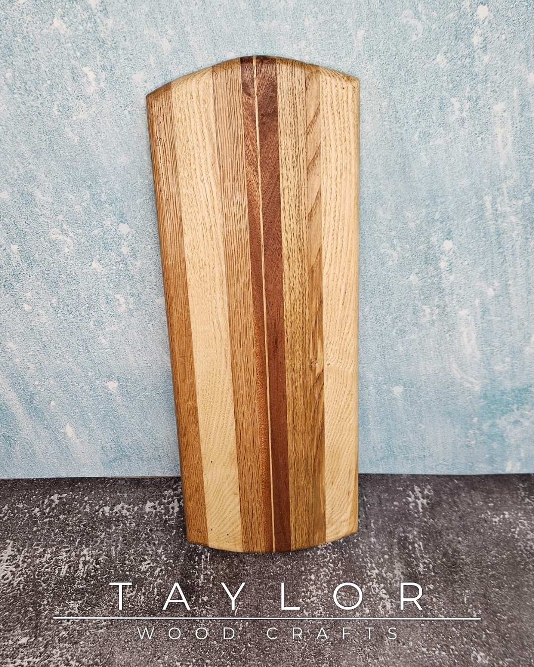 Handmade wooden serving boards in various wood types – ash, oak, walnut and more. Unique designs for charcuterie & gifts. Shop now!