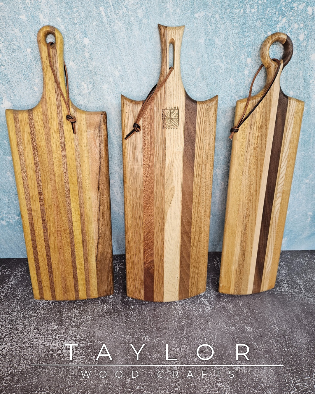 Handmade wooden serving boards in various wood types – ash, oak, walnut and more. Unique designs for charcuterie & gifts. Shop now!