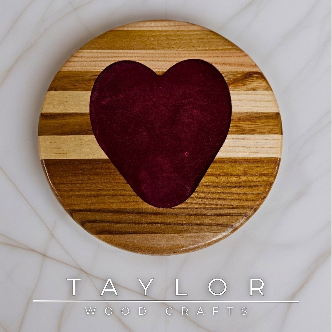 This handcrafted trivet combines the natural warmth of wood with a striking epoxy resin insert, creating a functional piece with artistic flair. Heat-resistant and stylish, it’s perfect for protecting your surfaces while adding a unique touch to your kitchen or table.