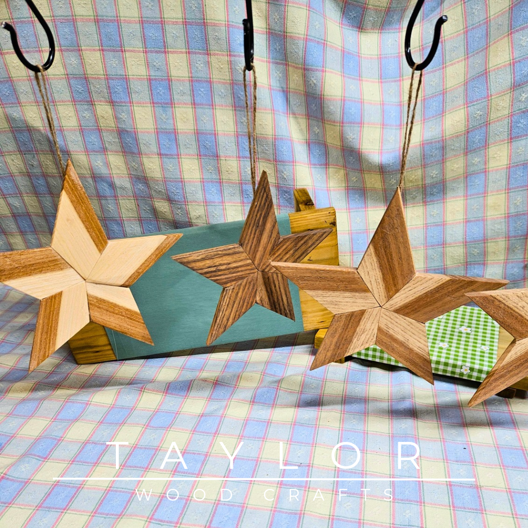 Handcrafted Christmas tree hang star-shaped decorations, adding a festive and elegant touch to your holiday tree.