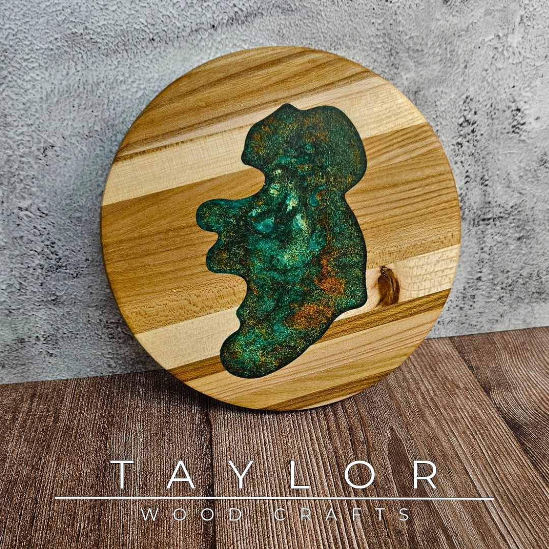Handmade Irish resin trivet with green epoxy Shamrock or Island of Ireland design, crafted in Northern Ireland by Taylor Wood Crafts.